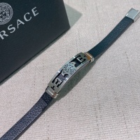 $42.00 USD Versace Bracelet #1019738