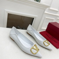$92.00 USD Valentino Flat Shoes For Women #1019954