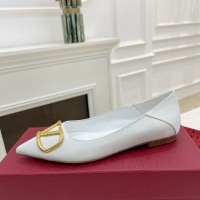 $92.00 USD Valentino Flat Shoes For Women #1019954