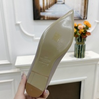 $92.00 USD Valentino Flat Shoes For Women #1019956