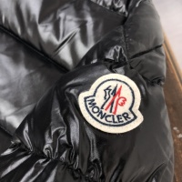 $122.00 USD Moncler Down Feather Coat Long Sleeved For Men #1021566