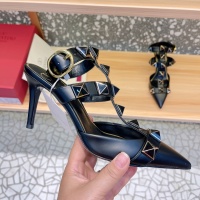 $105.00 USD Valentino Sandal For Women #1021575
