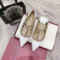 $92.00 USD Valentino Flat Shoes For Women #1024331