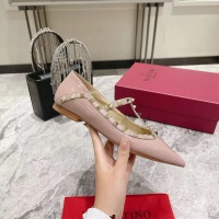 $92.00 USD Valentino Flat Shoes For Women #1024334