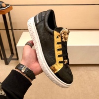 $72.00 USD Versace Casual Shoes For Men #1024672