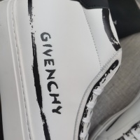 $82.00 USD Givenchy High Tops Shoes For Men #1025092