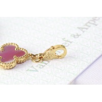 $38.00 USD Van Cleef & Arpels Bracelet For Women #1025680
