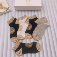 $27.00 USD Versace Socks #1025944