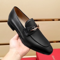 $125.00 USD Salvatore Ferragamo Leather Shoes For Men #1026021
