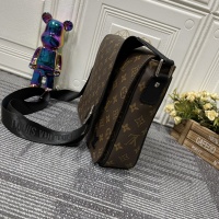 $68.00 USD Louis Vuitton AAA Man Messenger Bags #1028917