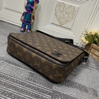 $68.00 USD Louis Vuitton AAA Man Messenger Bags #1028917
