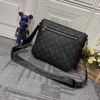 $68.00 USD Louis Vuitton AAA Man Messenger Bags #1028918