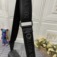 $68.00 USD Louis Vuitton AAA Man Messenger Bags #1028918
