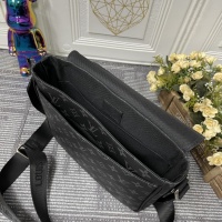 $68.00 USD Louis Vuitton AAA Man Messenger Bags #1028918