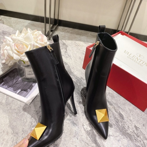 Valentino Boots For Women #1029106