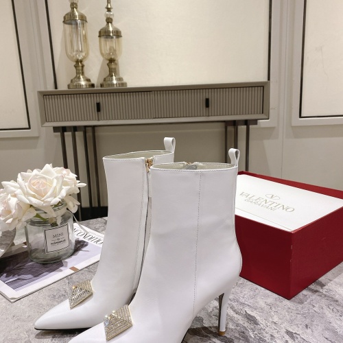 Valentino Boots For Women #1029107