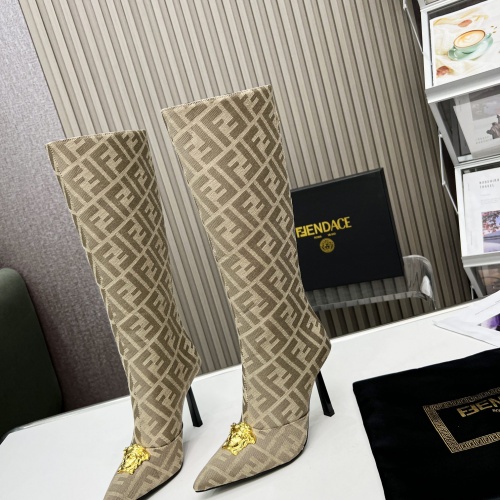 Versace Boots For Women #1029407