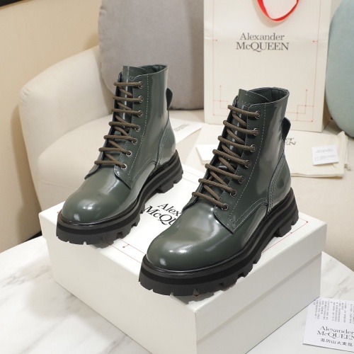 Alexander McQueen Boots For Women #1029460