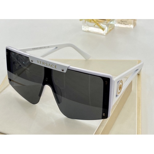 Versace AAA Quality Sunglasses #1029855