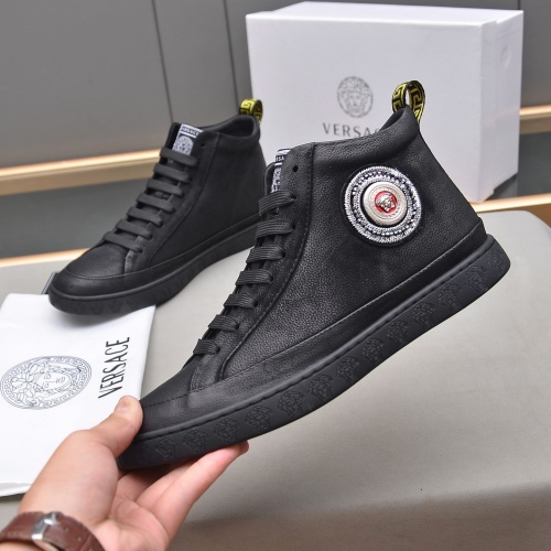 Versace High Tops Shoes For Men #1030883