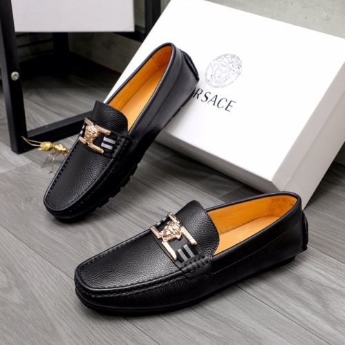 Versace Leather Shoes For Men #1030893
