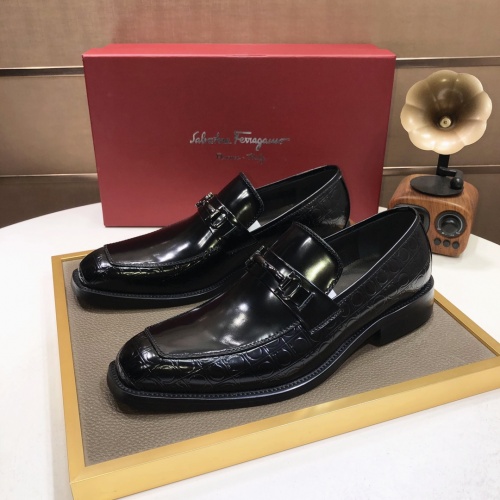 Salvatore Ferragamo Leather Shoes For Men #1031106