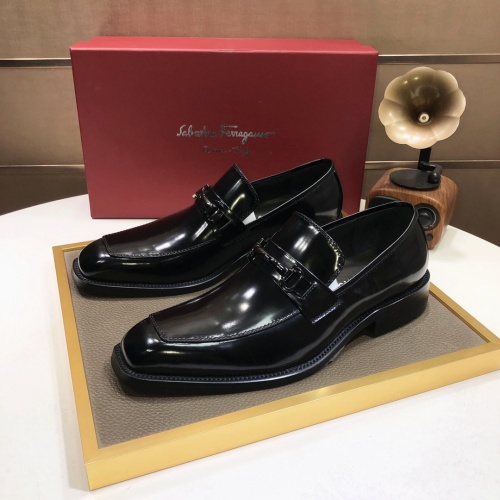 Salvatore Ferragamo Leather Shoes For Men #1031107