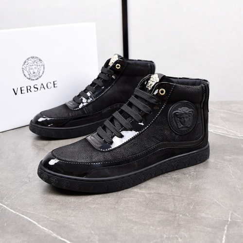 Versace High Tops Shoes For Men #1031203