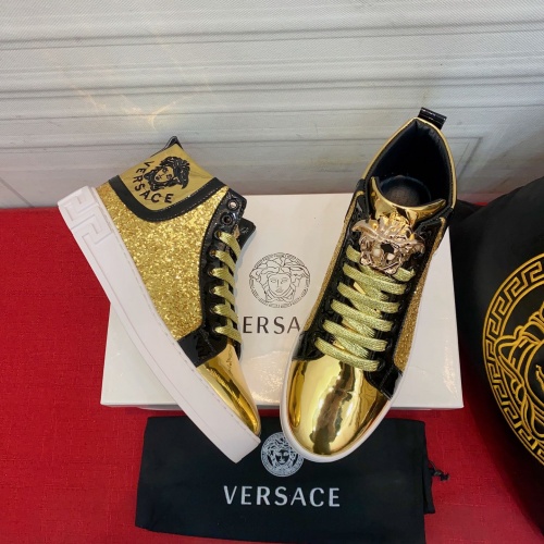 Versace High Tops Shoes For Men #1031860