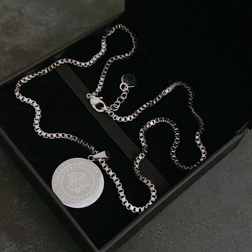 Replica Versace Necklace #1032899 $45.00 USD for Wholesale