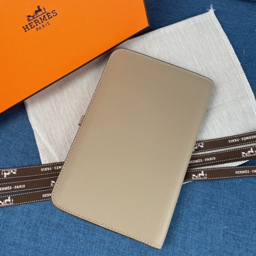 Replica Hermes AAA Quality Wallets #1033468 $60.00 USD for Wholesale
