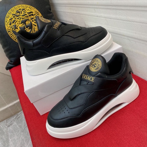 Replica Versace Casual Shoes For Men #1033474 $80.00 USD for Wholesale