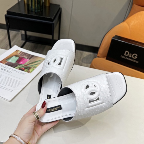 Replica Dolce & Gabbana D&G Slippers For Women #1035204 $82.00 USD for Wholesale