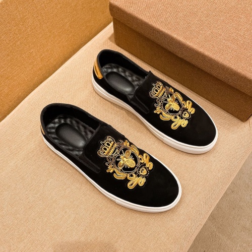 Versace Casual Shoes For Men #1035725