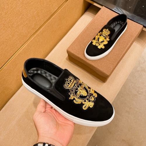 Replica Versace Casual Shoes For Men #1035725 $72.00 USD for Wholesale