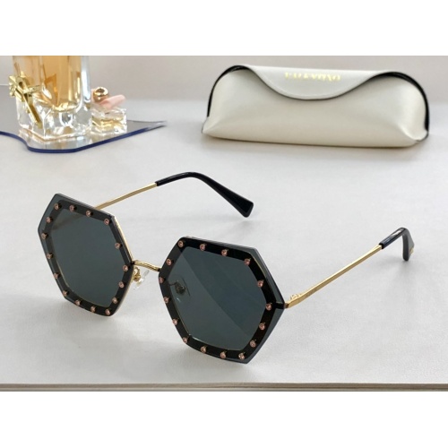 Valentino AAA Quality Sunglasses #1035806