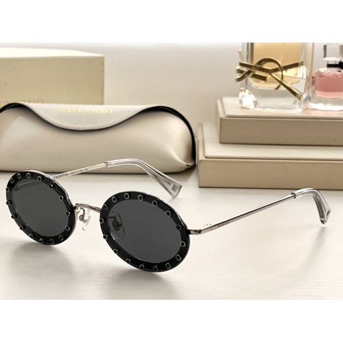 Valentino AAA Quality Sunglasses #1035811
