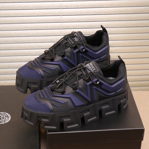 Versace Casual Shoes For Men #1035855