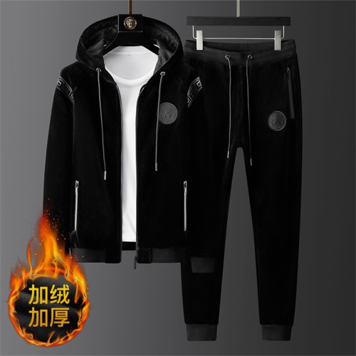 Versace Tracksuits Long Sleeved For Men #1036319