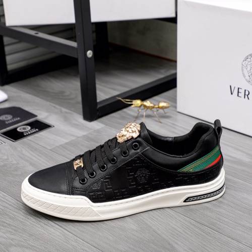 Replica Versace Casual Shoes For Men #1036358 $76.00 USD for Wholesale