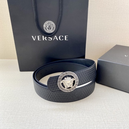 Versace AAA Quality Belts For Men #1037495