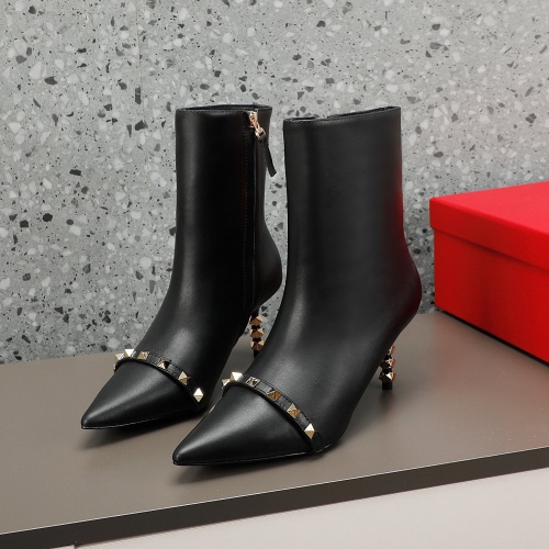 Valentino Boots For Women #1038079