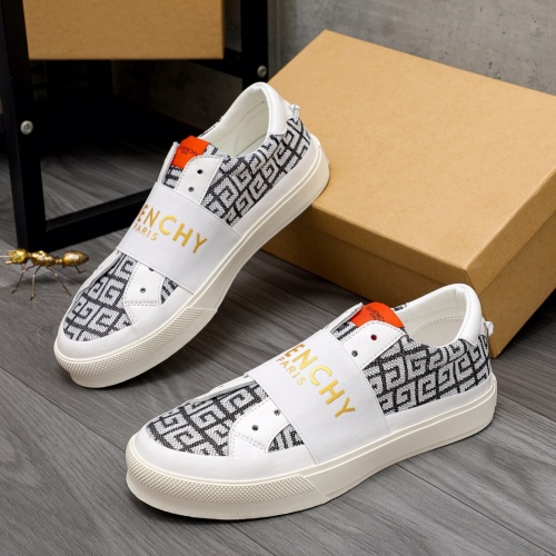 Givenchy Casual Shoes For Men #1038219