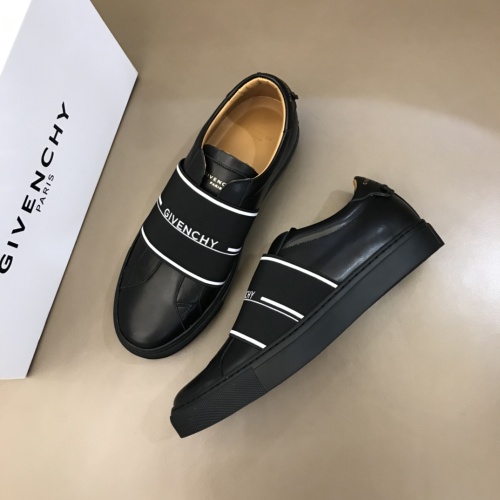 Givenchy Casual Shoes For Men #1038368