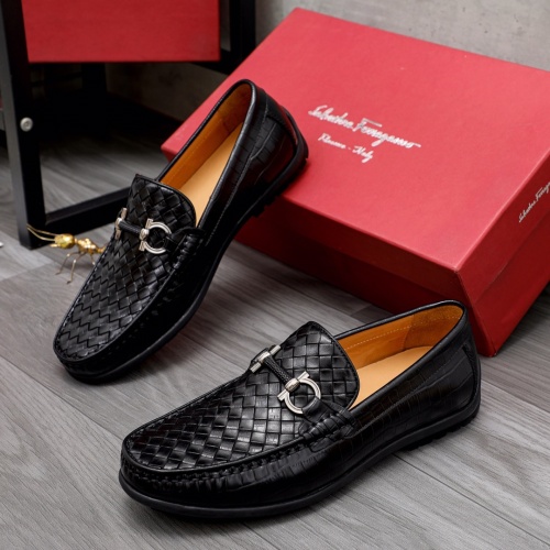 Salvatore Ferragamo Leather Shoes For Men #1038621