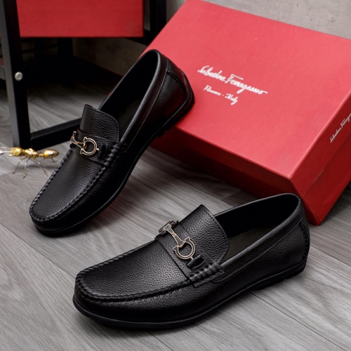 Salvatore Ferragamo Leather Shoes For Men #1038626