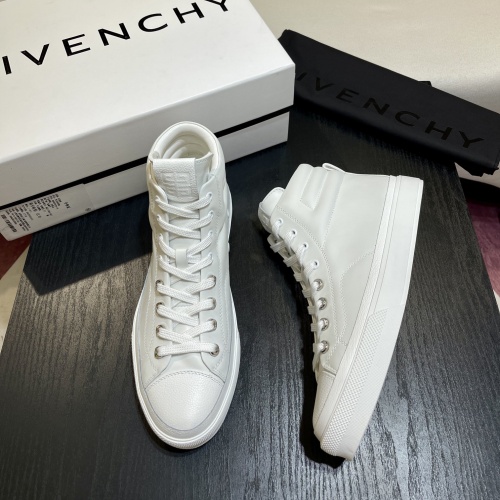 Givenchy High Tops Shoes For Men #1038674