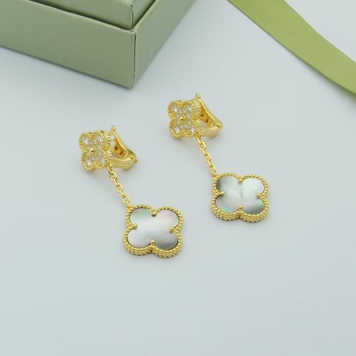 Van Cleef &amp; Arpels Earrings For Women #1038923 $36.00 USD, Wholesale Replica Van Cleef &amp; Arpels Earrings