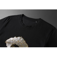 $25.00 USD Versace T-Shirts Short Sleeved For Men #1031365