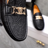 $68.00 USD Versace Leather Shoes For Men #1033342